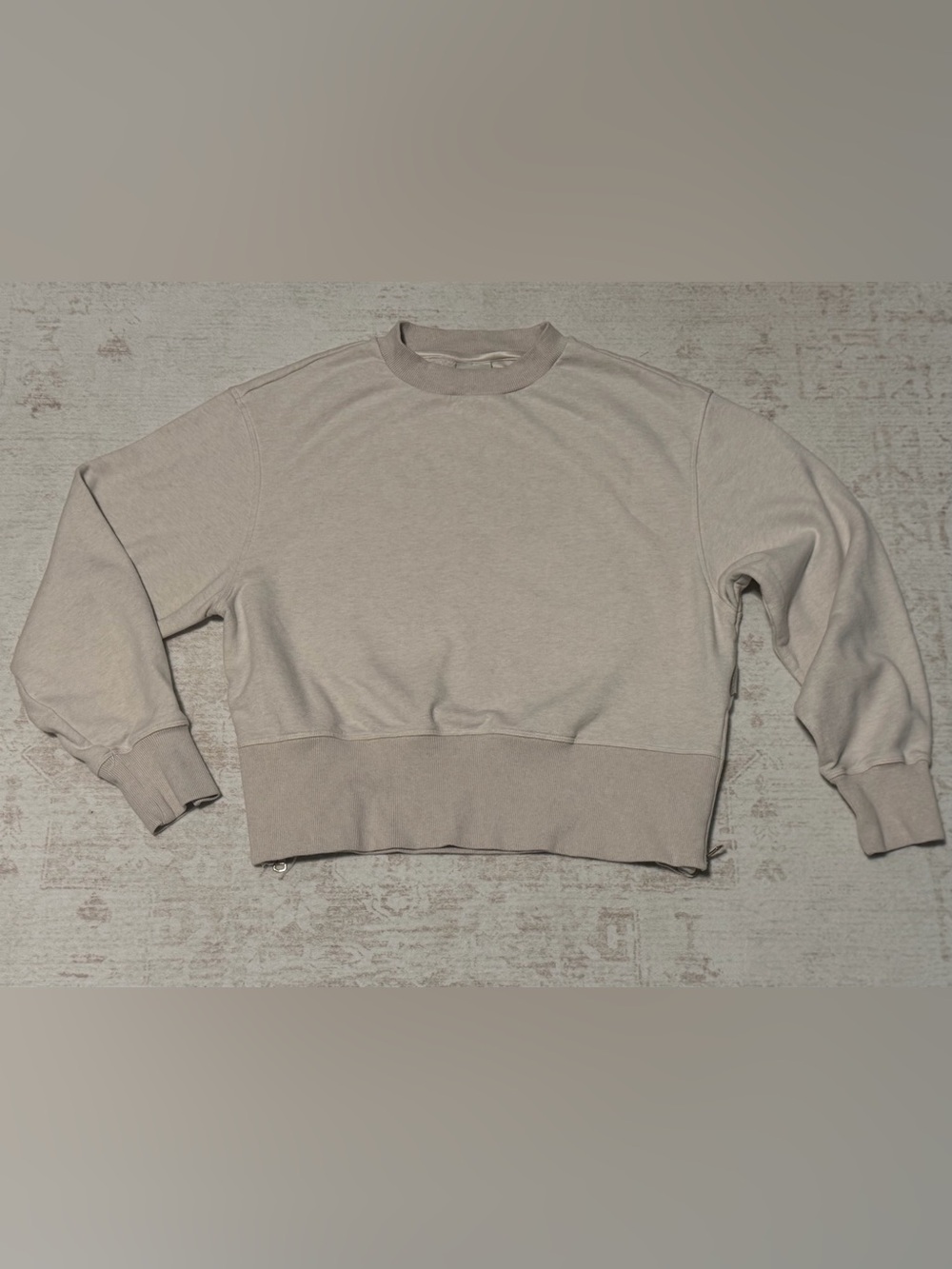 Varley Cropped Crew Sweatshirt in Light Beige